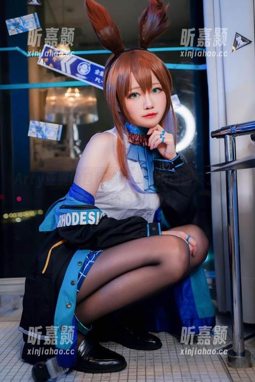 Arty亚缇的自行涂鸦：自拍精选来了，情感附加值自觉跳票。