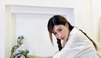 Feilin嗲囡囡 – 原图发布！施忆佳KITTY的“粉色”，看了之后我只想在树下发呆，顺便抱一抱小熊～