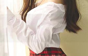 GIRLT果团网 – 莫雅淇校服：这组写真不仅让人想上课，更想去哪儿做课外活动！