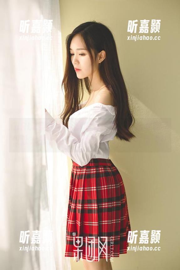 GIRLT果团网 - 莫雅淇校服：这组写真不仅让人想上课，更想去哪儿做课外活动！