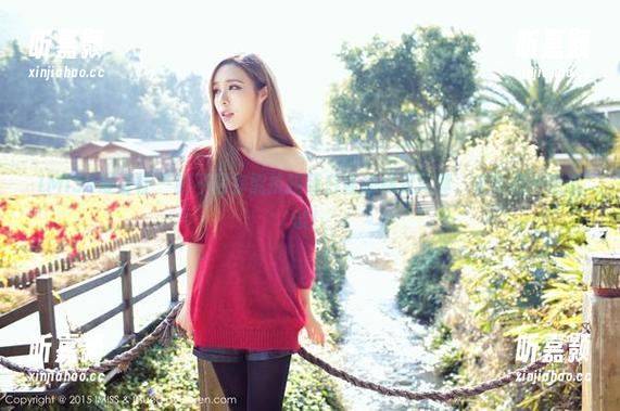 IMiss爱蜜社 - 我不信你能抗拒萌白酱的裸足写真，来下载一张试试！