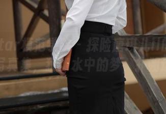 MFStar模范学院 – 探险唐琪儿il的泳池精选写真集，犹如水中的梦，扑朔迷离。