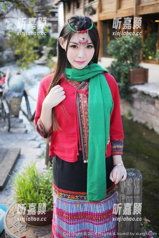 MyGirl美媛馆 - 天真蓝的伪装——唐琪儿il婚纱写真，轻松驾驭无圣光美图。