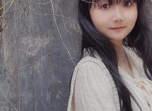 Sayako＿今年4岁美脚定制，图片里那双腿让我有种想不说话的冲动