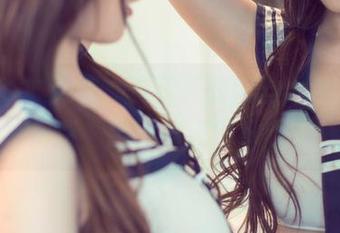 UGirls尤果网 – 张辛苑的肉丝大片，高清质感，但可别流口水哦！