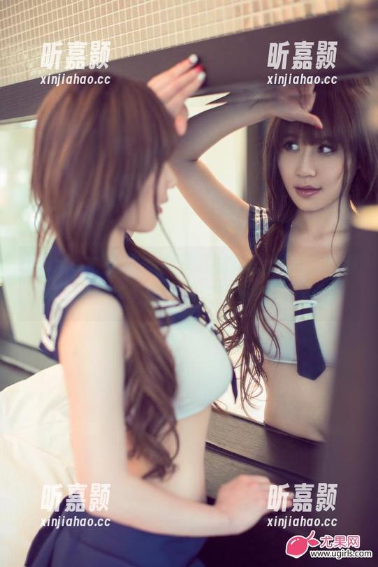 UGirls尤果网 - 张辛苑的肉丝大片，高清质感，但可别流口水哦！
