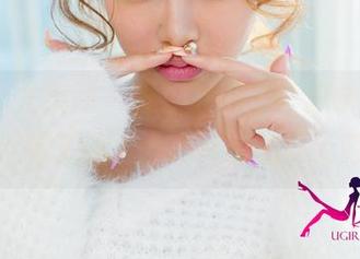 UGirls尤果网 – 黑白之间，李思宁定制图集；看了让人心痒痒的意味无穷！
