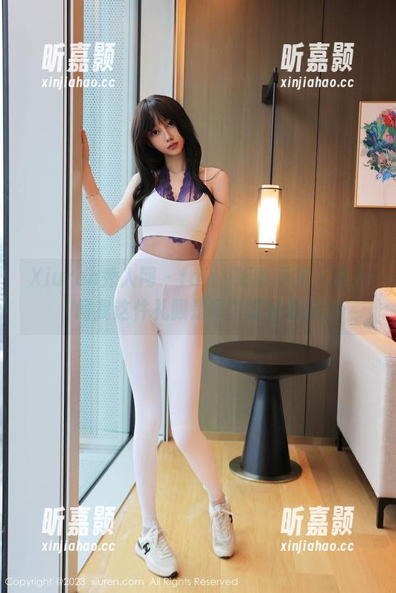 Xiuren秀人网 - fairy如歌图集：有人问我这件礼服是哪个设计师的