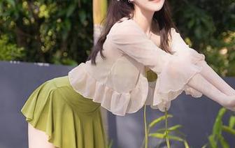 Xiuren秀人网 – 图包快来！看戴渃欣如何‘演绎’女友角色，哈哈。