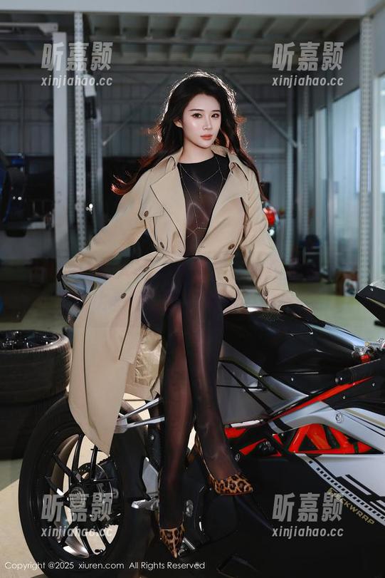 Xiuren秀人网 - 来吧，在线搭乘是小逗逗的比基尼之旅，原图值得一看！