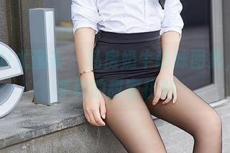 YouMi尤蜜荟 – 私房奶牛萌妹图集，合法萝莉的甜蜜拼贴