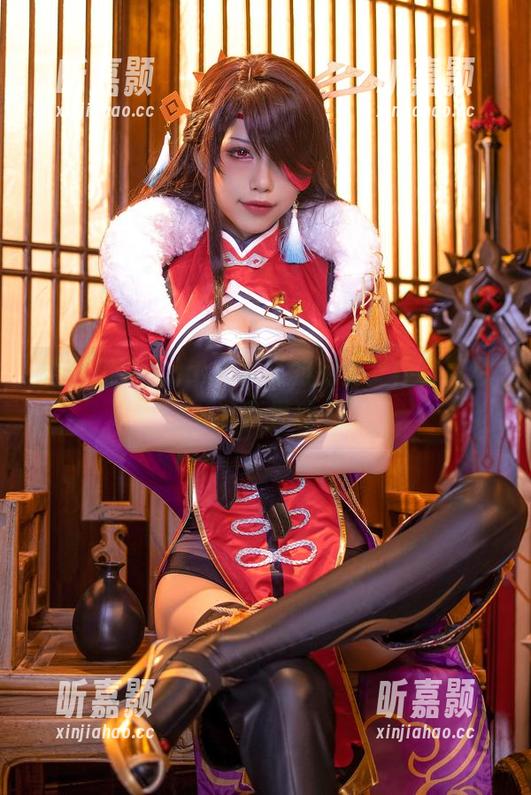 随意翻页，aqua水淼的免费女仆写真总有新发现