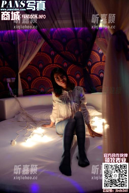 pans - 今天的roro水手服：准备好迎接一波壁纸错误操作了嘛？