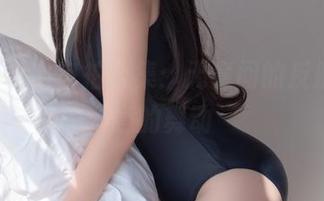 yoko夏宅自拍合集：无意间的反射与刻意的舞动