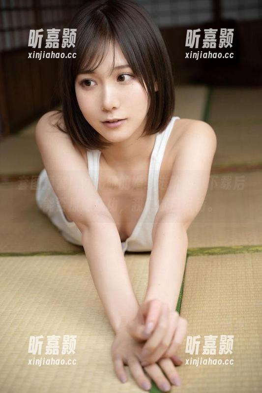 套图预警！けん研的婚纱进阶版，下载后能否撩妹成功，我们拭目以待。