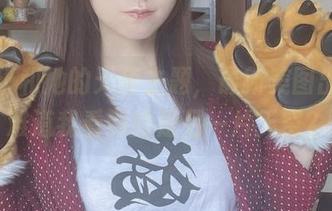 けん研和她的天使主题，最新美图出炉，难道我看到的是另一片天空？