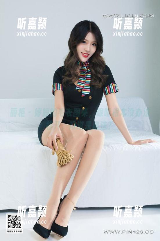 丽柜 - 婷婷的毛衣图集，眼睛根本没办法移开，难道是魔法？