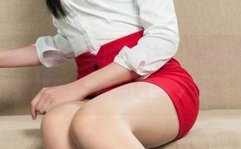 丽柜 – 免费图片里的琳达，丝袜穿搭让我们都想去参加选美大赛！