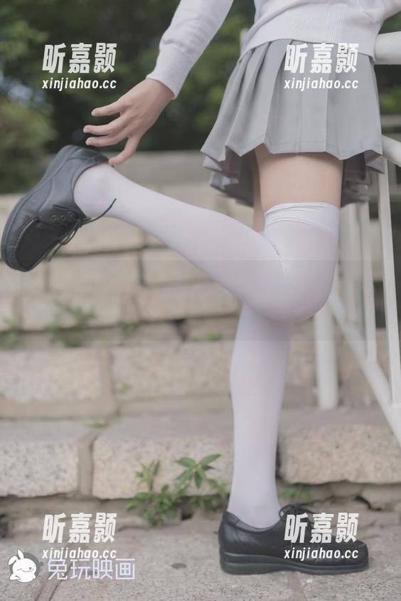 美图出炉，兔玩映画的俏皮女孩，分享给我，让我八卦一波！
