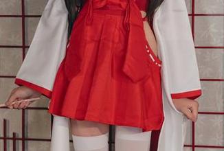 不想让人占有的浴缸，让咬人小小兔的写真来揭开。