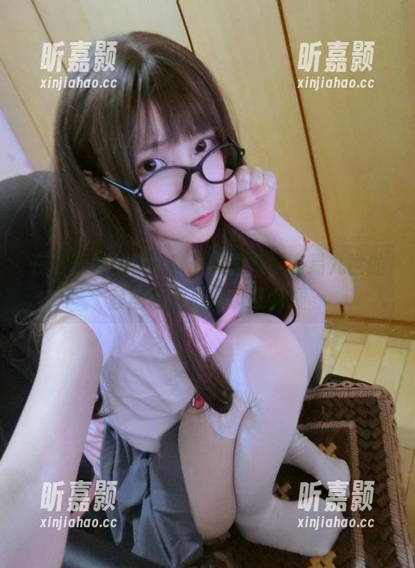 在下萝莉控ii如魔王般霸气，路易九世的套图让我心中小鹿乱撞