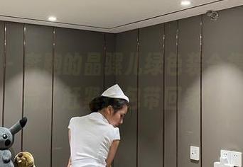微密圈 – 奔跑的晶骡儿绿色装合集，下载完了赶紧打包带回家！