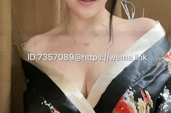 微密圈 – 福利一破，奶雯穿黑色比基尼就像在画中游走。