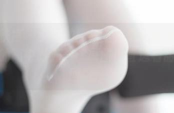 少女秩序 – 小鱼的短裙全集居然让我想起了我的高中时光——原图简直透着甜蜜的回忆。