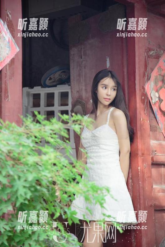 尤果网 - “好像”很热的夏日——但叶希的原图给我凉意，资源无疑是加分项