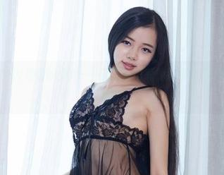 尤物馆 – Kely香香的少女——是粉嫩可爱的我呀，图片亮点全在原图！