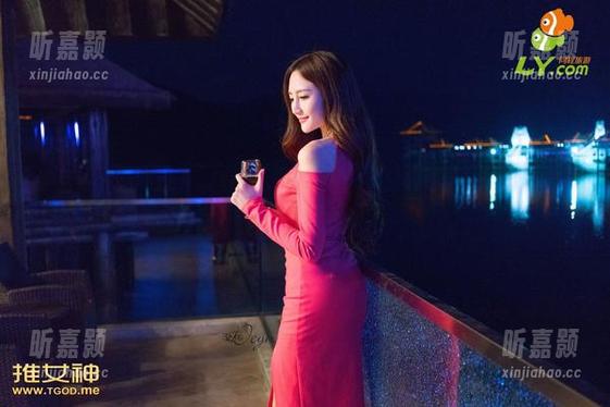 推女神 - 在Kiren_程程程教室补课：原图和更新，让我恍若回到学生时代！