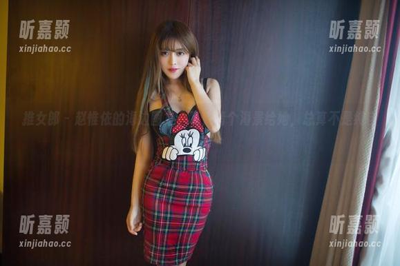 推女郎 - 赵惟依的海边图集，呃，借个海景给她，总算不是纯自拍
