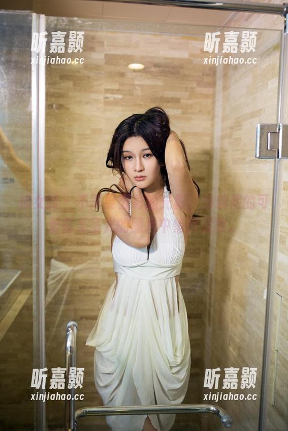 推女郎 - 不需要五彩的光影，郑瑞熙的可爱在无圣光的图片中悄然发散。