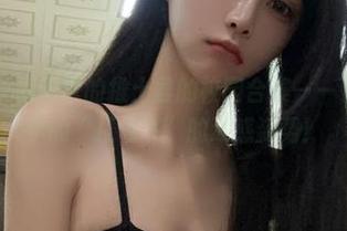 微密圈 – 无欲无求的推土君的校园合集——下载李某同学的“扛着书”的迷惑姿势！