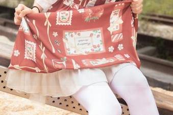 梦丝女神 – 灵唯的图包：旅拍的动感福利，放慢你的脚步！