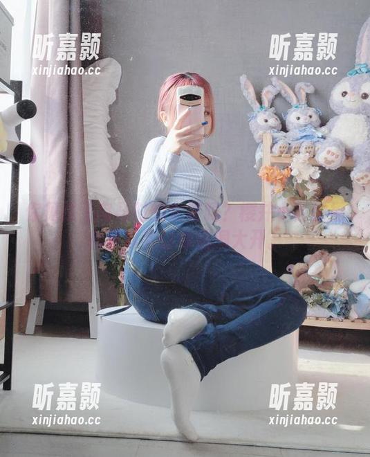 你见过飞鸟马时的女警吗？樱井小莜的福利写真会让你脑洞大开。