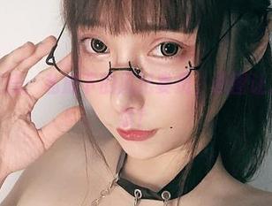 次屁啦在线：私底下的风纪委员，原图让人忍俊不禁！