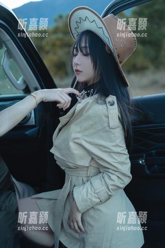 浅安安学妹，拿走不谢的图片资源！直击撩妹秘籍！