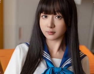 套图时间！浅安安在体操服里，实在想不出谁能这么优雅，连我家的狗都在瞪眼看。