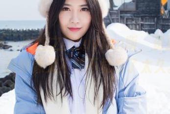 爱蜜社 – 黑丝之美Luvian版，资源满满，我好像又不知不觉看了太久。