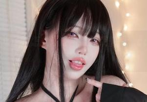 好奇狐洛洛子是怎么设计出被拘束的银狐cos？原图线索在这儿