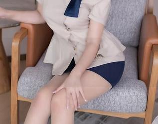 秀人网 – Carol周妍希最新写真集，黑色的深渊与午后的慵懒