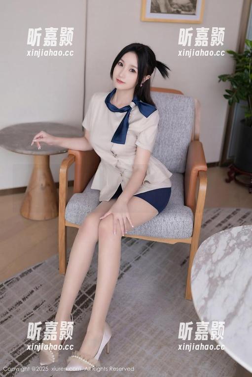 秀人网 - Carol周妍希最新写真集，黑色的深渊与午后的慵懒