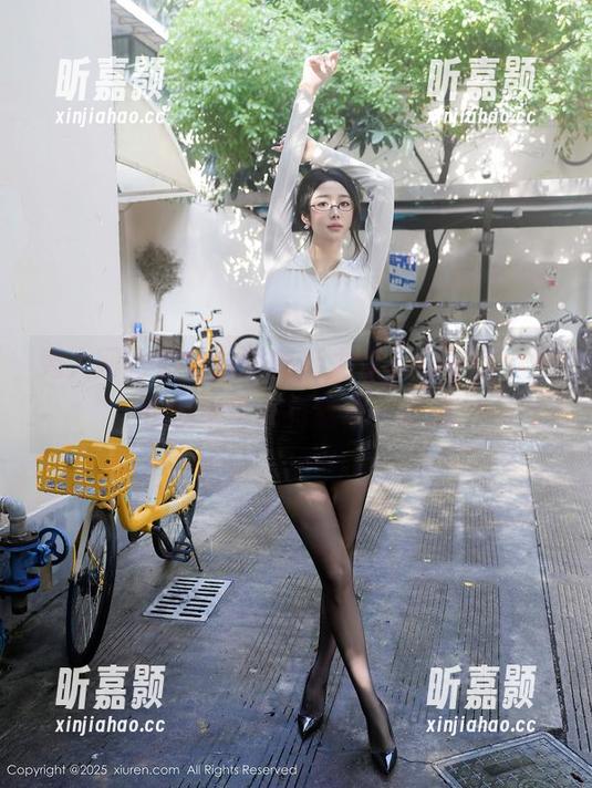 秀人网 - 奶油妹妹最新力作，秘书这个职位原来这么有意思，哈哈