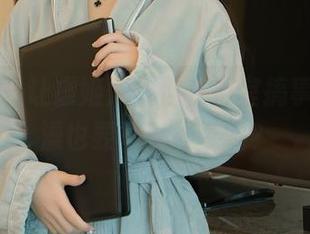 秀人网 – 让虞姬儿带你在浴室搞事情，洗澡也要写真分享哦？