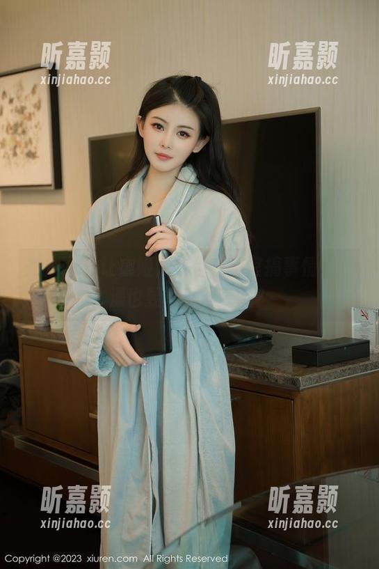 秀人网 - 让虞姬儿带你在浴室搞事情，洗澡也要写真分享哦？