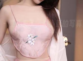 秀人网 – 夏天来了，谢小蒽的写真更新让人想“溜”去啦～