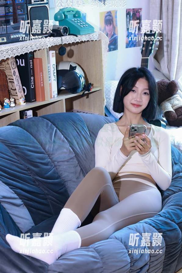绮梦摄影 - 蔡蔡的纯白图包，高清得像一碗新鲜牛奶，纯得可以把你照得反光！