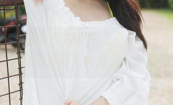 美媛馆 – 秘书？更像是撩人小妖精，Carina绮里嘉的原图福利送上，乐赏无穷！