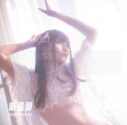 翎柒菜菜泳装高清写真集，夏天的气息扑面而来，好带感。